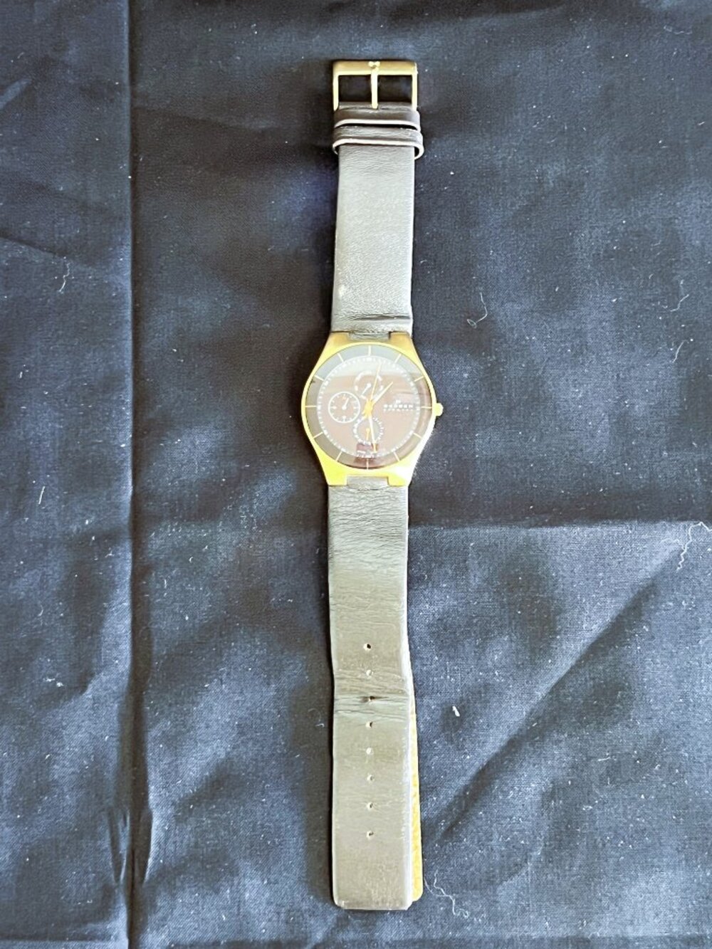 Elegant & Minimalist Skagen Denmark Men's Multi-Function Watch - Picture 3 of 3